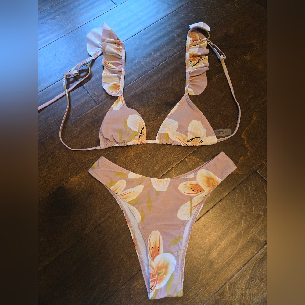 NWOT SHEIN FLORAL Bikini Set Size S